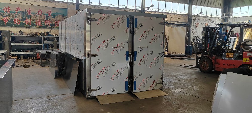 安徽客户订购的用来蒸制药材的大型蒸房